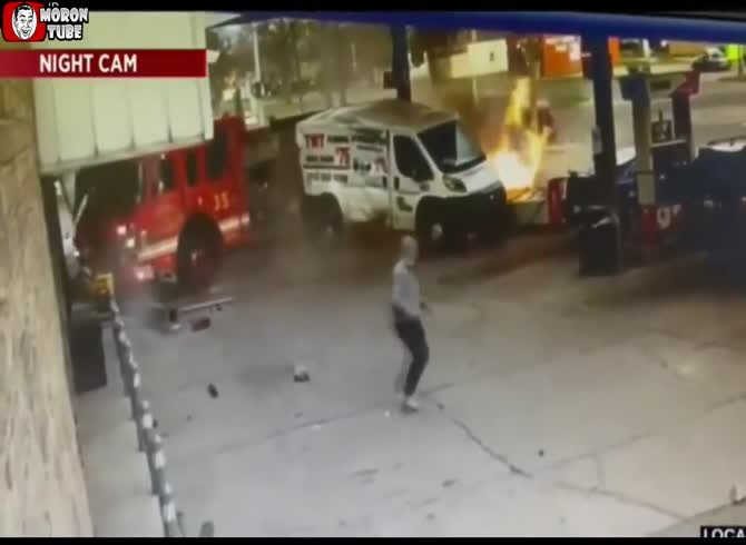 Video :Uncannily identical fire truck incidents